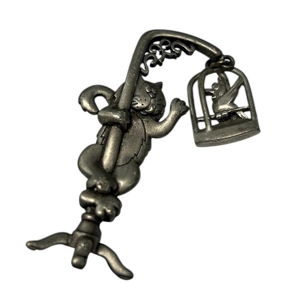 Vintage JJ Jonette Pewter Cat with a Bird Cage Brooch Pin EUC - Picture 1 of 3